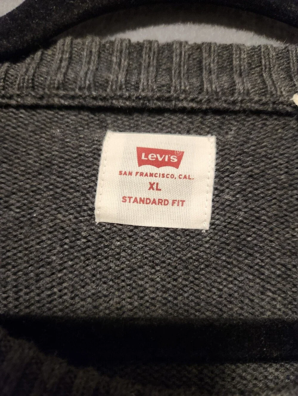 Levis Sweater Men Size XL Gray